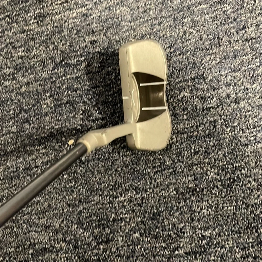 Putter - Picture 2 of 3